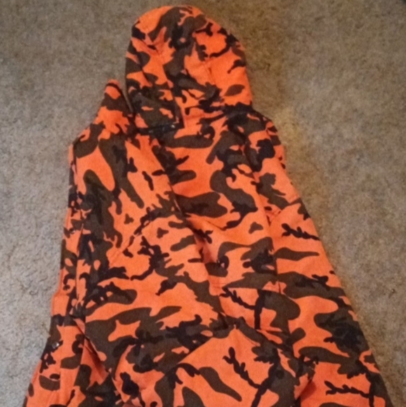 Other - Winchester Insulated Hunting Jacket W/Hood